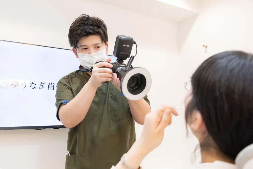 口腔写真を撮影します